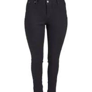 Royalty for Me-WannaBettaButt